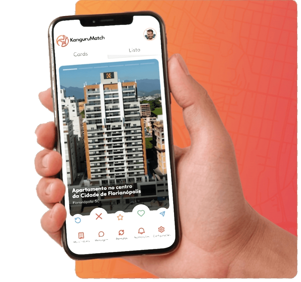 Mão segurando o celular com o app KanguruMatch aberto
